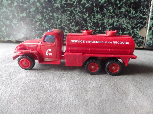Camion citerne sapeurs - ,