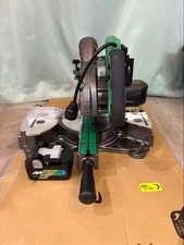 Scie circulaire de table HIKOKI avec batterie lithium-ion