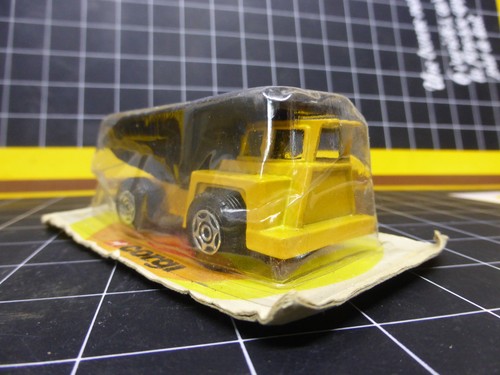 Corgi juniors career - corgi, truck