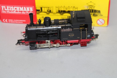 Fleischmann 4010 locomotive - 4010, À