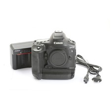Canon EOS-1DX Mark III + Très