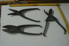 Lot de 2 cisailles à tôle ancienne + 1 secateur