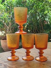4 ANCIENS VERRES À PIED