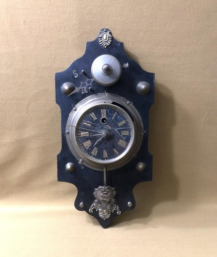 Ancienne horloge mécanique - ancienne,