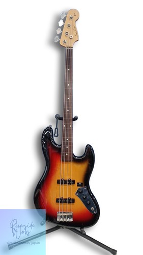 Guitare basse électrique