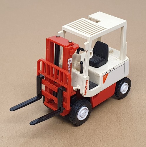 Diapet scale 011 nissan - 011,