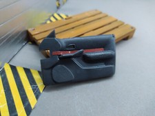 1/18  Intérieur de porte