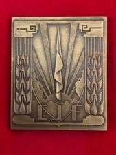 Chantiers de jeunesse : Plaque