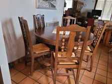 Table ronde avec rallonge intégrée