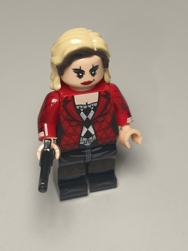 Harley quinn minifigure from - quinn,