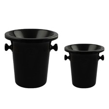 Crachoir à vin, fût à vin