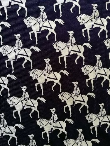 Tissu lycra extensible violet