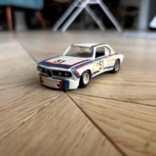 BMW 3.0 CSL Rallye blanche –
