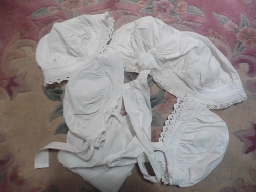 Lot charlottes bonnets - 5,