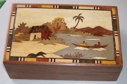 Magnifique boite bois noyer - -,