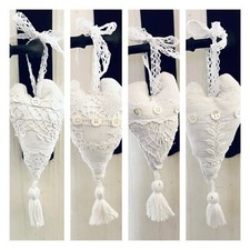 LOT 4 COEURS suspendre