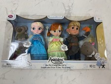 Ensemble poupée Disney Store