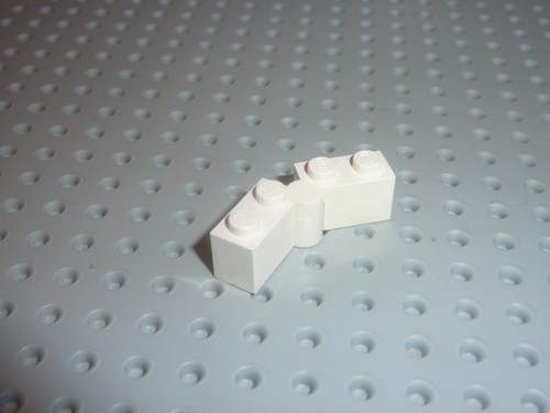 Lego white hinge bricks - x,