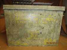 Grande boite à munition américaine dernière guerre / beaux marquages