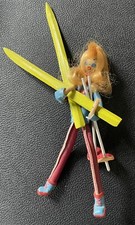 Poupée « skieuse » années 1960