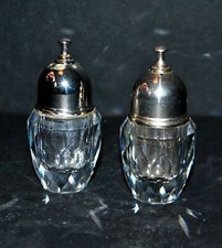 SWAROVSKI Salières en CRISTAL taillé à facettes SEL POIVRE signé Swarovski