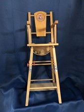 Chaise haute de poupée