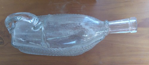 Bouteille sujet la - à,