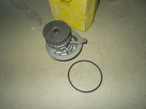 Pompe eau opel - À, d