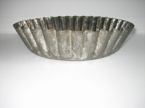 Ancien moule gâteau - ancien,