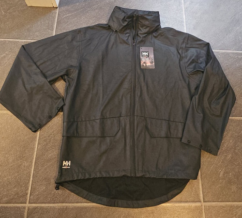 Nwt helly hansen - nwt,