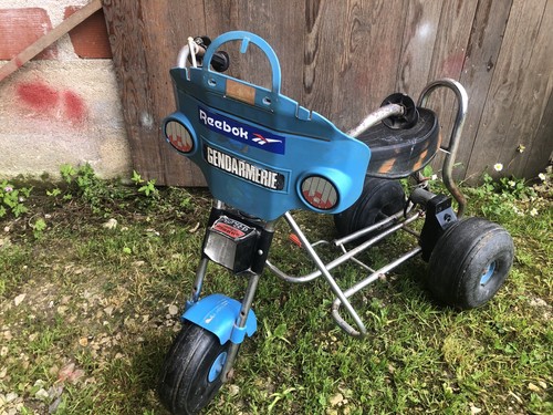Ancien tricycle moto - ancien,