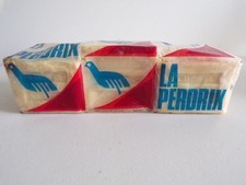 LOT DE 3 ANCIENS SAVONS DE