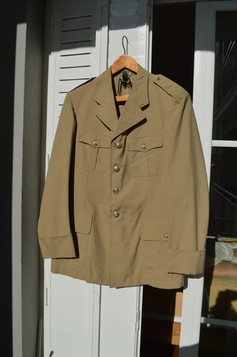 Veste militaire modèle