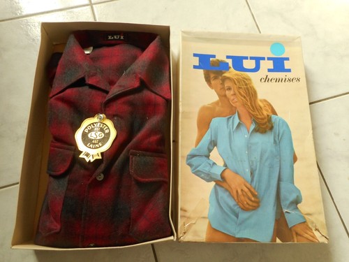 Chemise boite et étiquette - +,