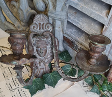 ANCIENNE APPLIQUE  BOUGEOIRS