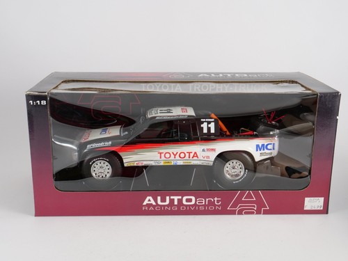 Auto art toyota - auto, trophy