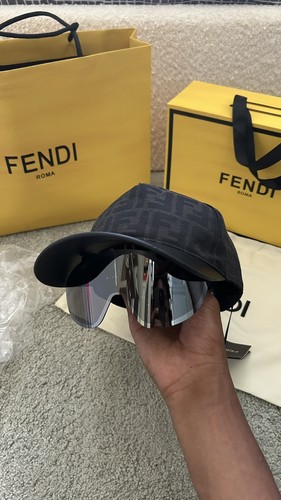 Casquette fendi visière - casquette,