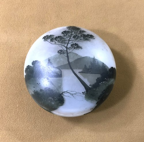 Ancienne boite ronde - ronde, verre