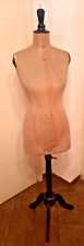 ANCIEN MANNEQUIN DE COUTURIERE "BUSTE GIRARD PARIS" TAILLE 42 SUR PIEDS EN BOIS