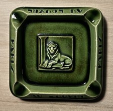 Cendrier Au Louvre Paris Provence Voir Fotos!!!!!