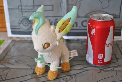Pokemon center canvas leafeon - canvas,