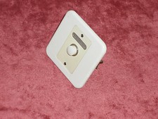 Interrupteur Poussoir Signalétique Lumière avec Habillage Chambord Legrand  