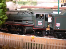 JOUEF 141 P7 102 Tender 36P15 n°826900 super détaillée + 2 mécaniciens