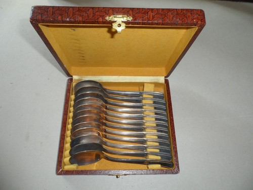 Coffret petites - coffret, 12
