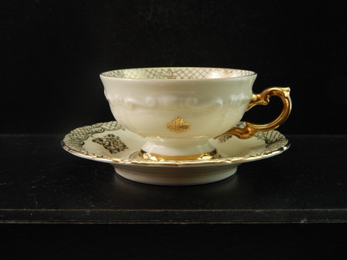 Antique rocaille tasse - antique,