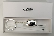 Porte clé parfum Chanel N°5 L'eau avec sa boite