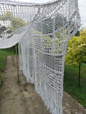 Ancien dessus de lit en filet frangé sur les  côtés longueur Bel état général 