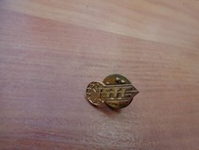 Insigne émaillé de - Émaillé, la