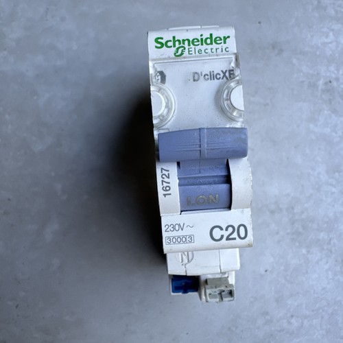Disjoncteur enfichable clic - enfichable, d'clic