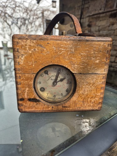 Ancien constatateur pigeon - constatateur,